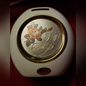 White and Gold Happy Birthday vase